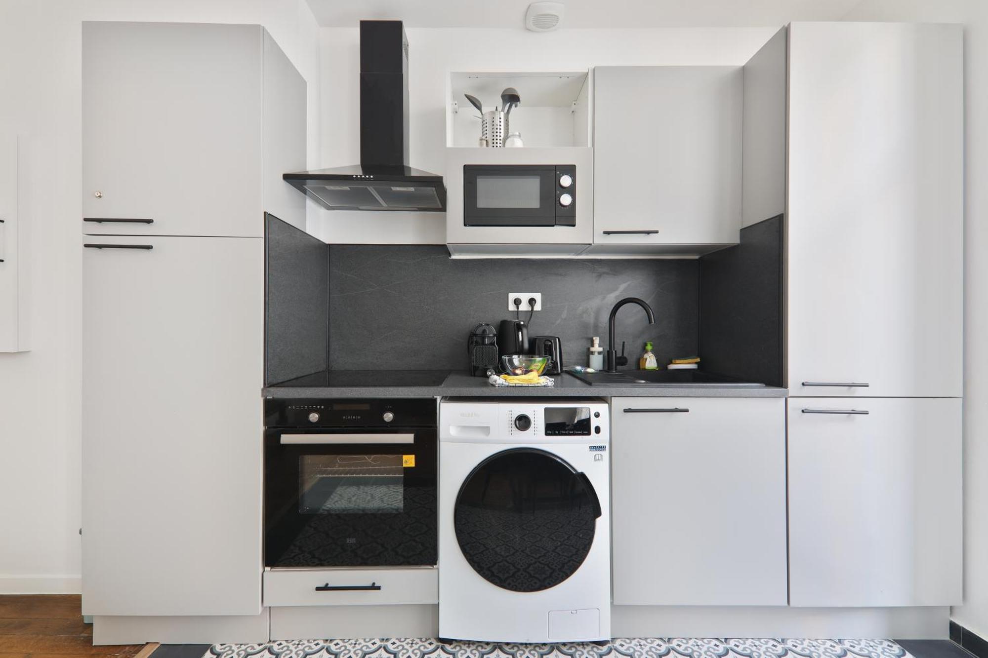 Apartment 2 Bedroom Quartier Le Marais Free Netflix Paris