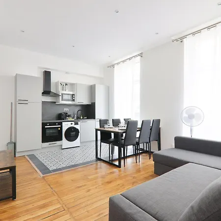 Apartment 2 Bedroom Quartier Le Marais Free Netflix Paris